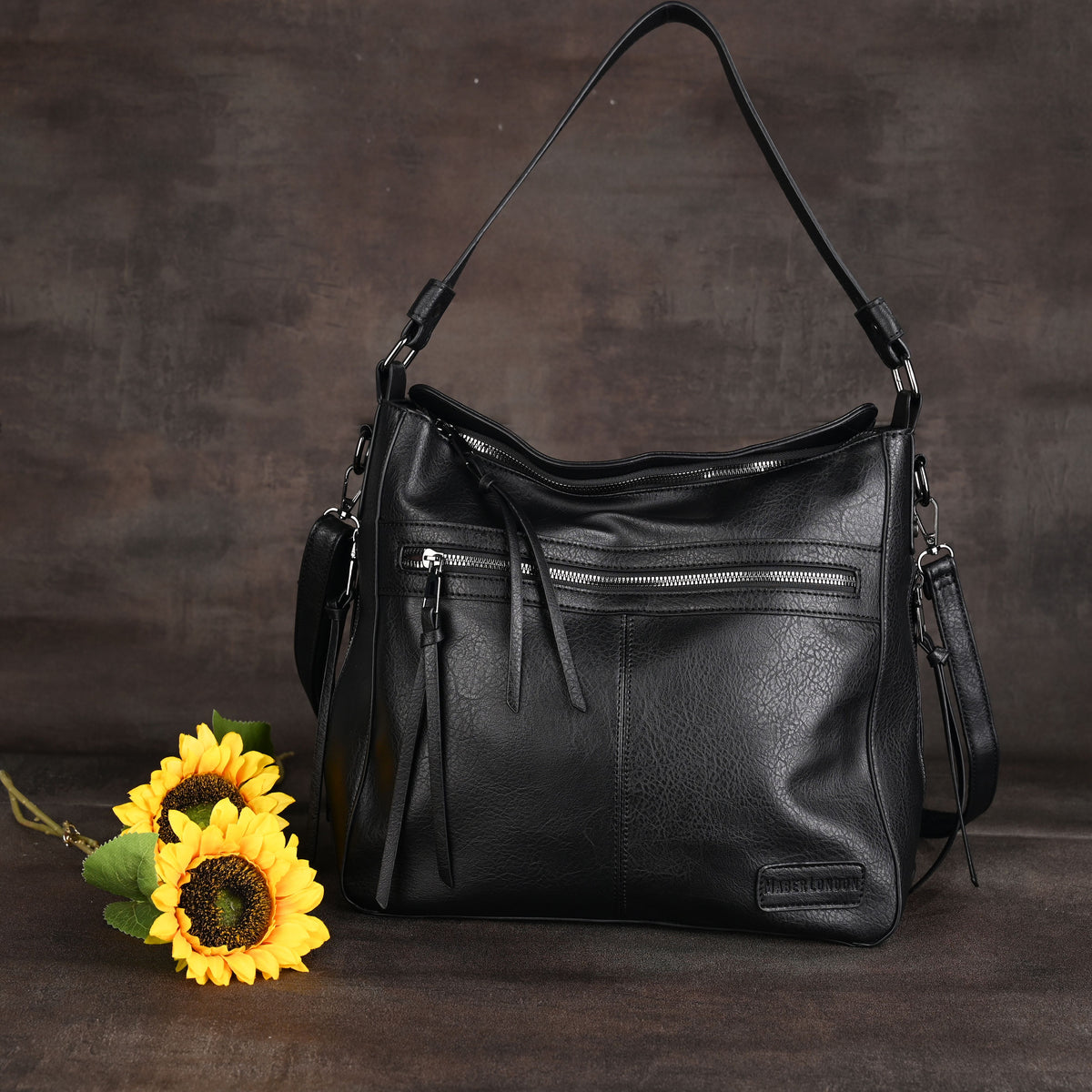 Weiche Hobo-Schultertasche mit passender Tasche - Bestseller